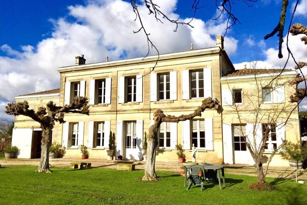 Chateau Roseyrol Proche Saint-Emilion Bagian luar foto